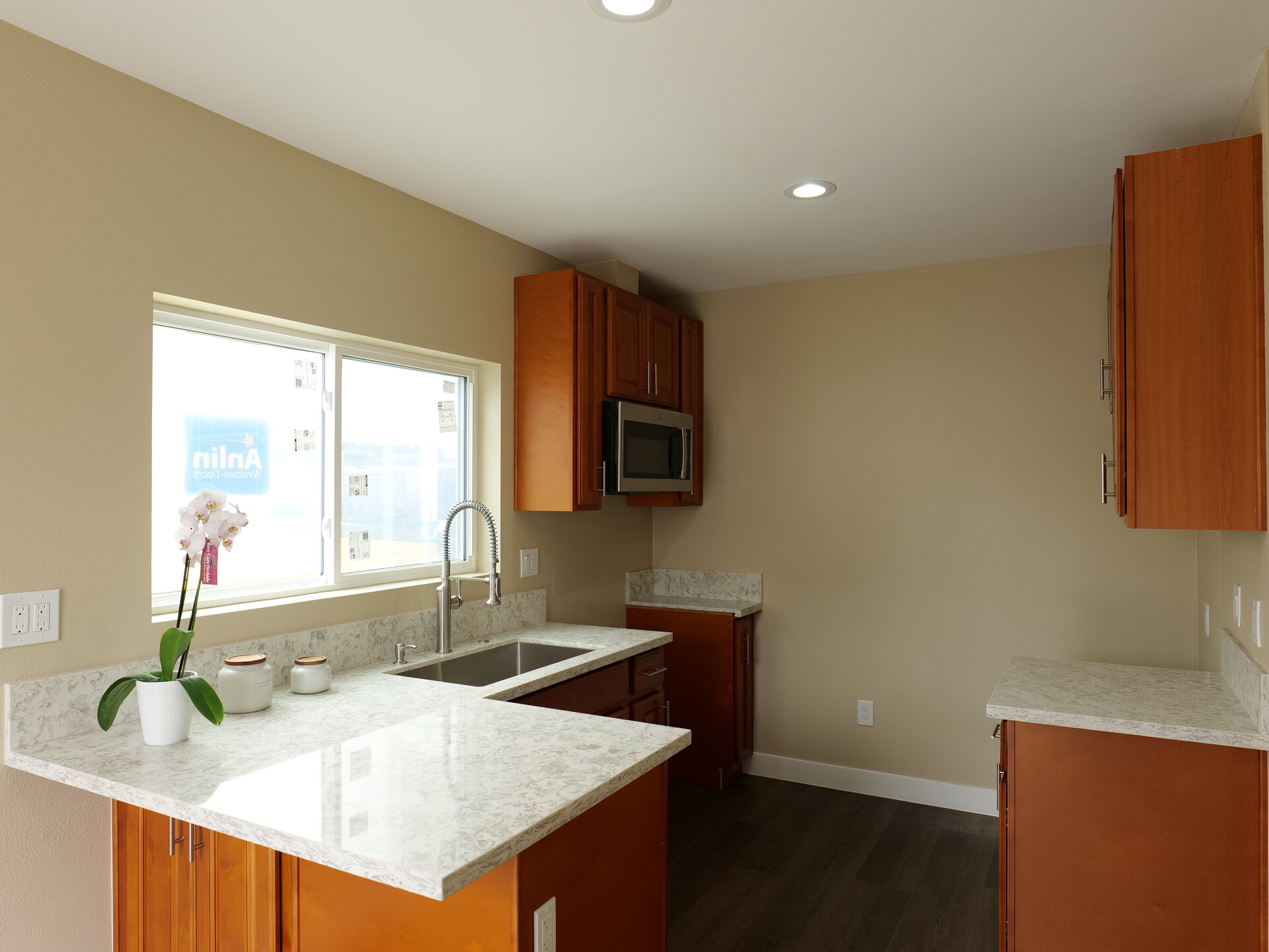Denker Ave Garage Conversion