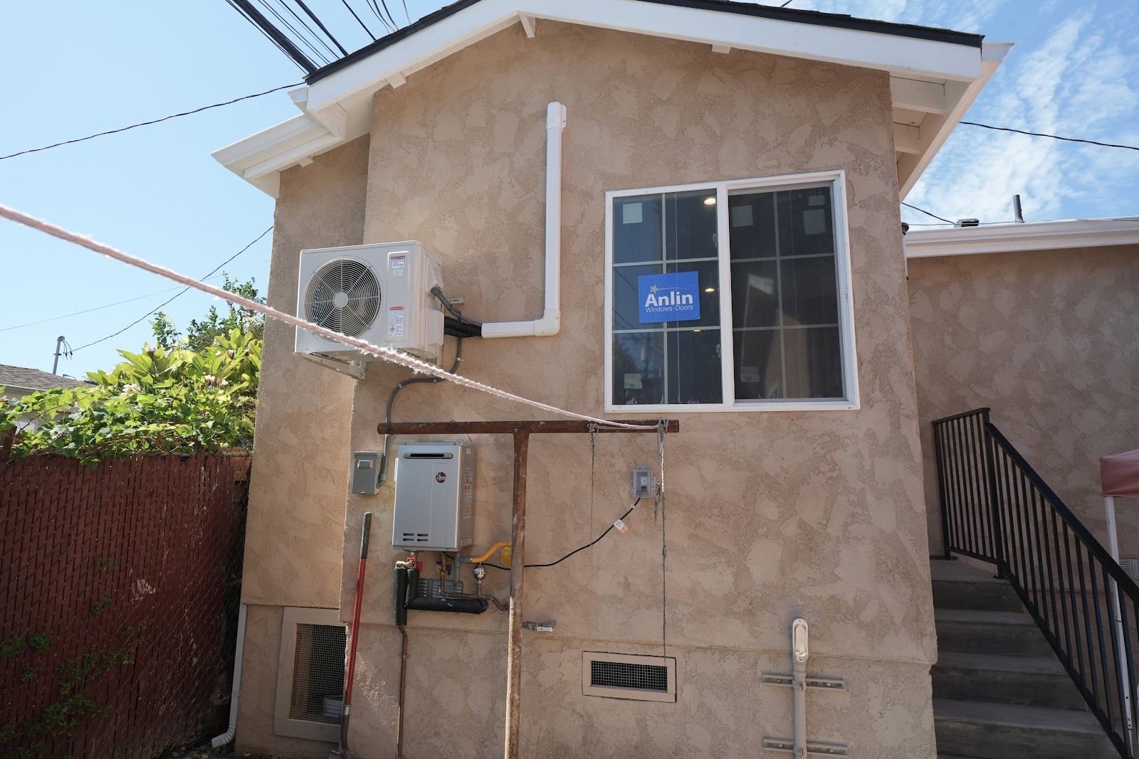S Palm Grove Ave, Los Angeles — Finished interior — project photo 4