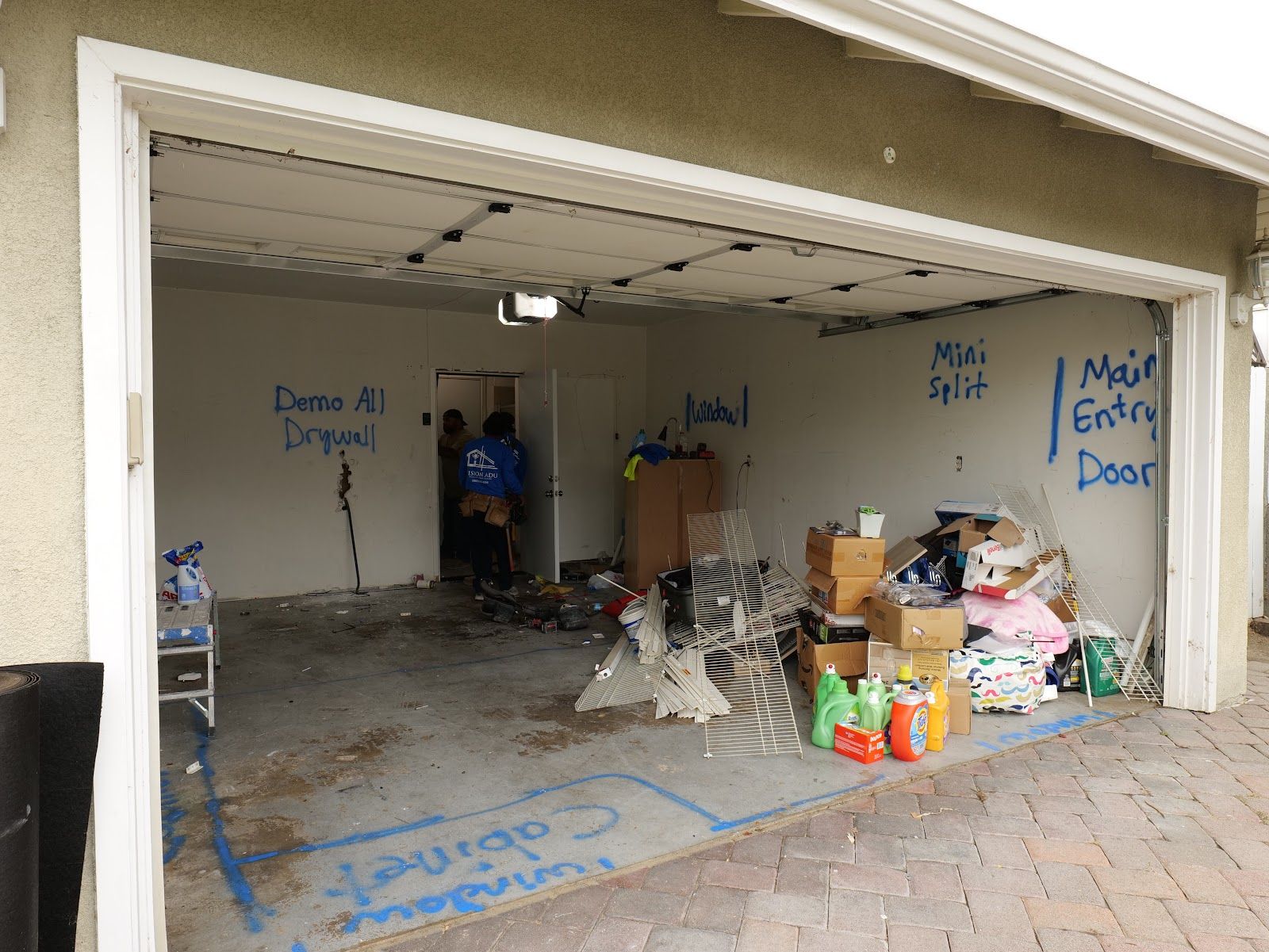 Gloria Ave, North Hills — Breaking Ground — project photo 2