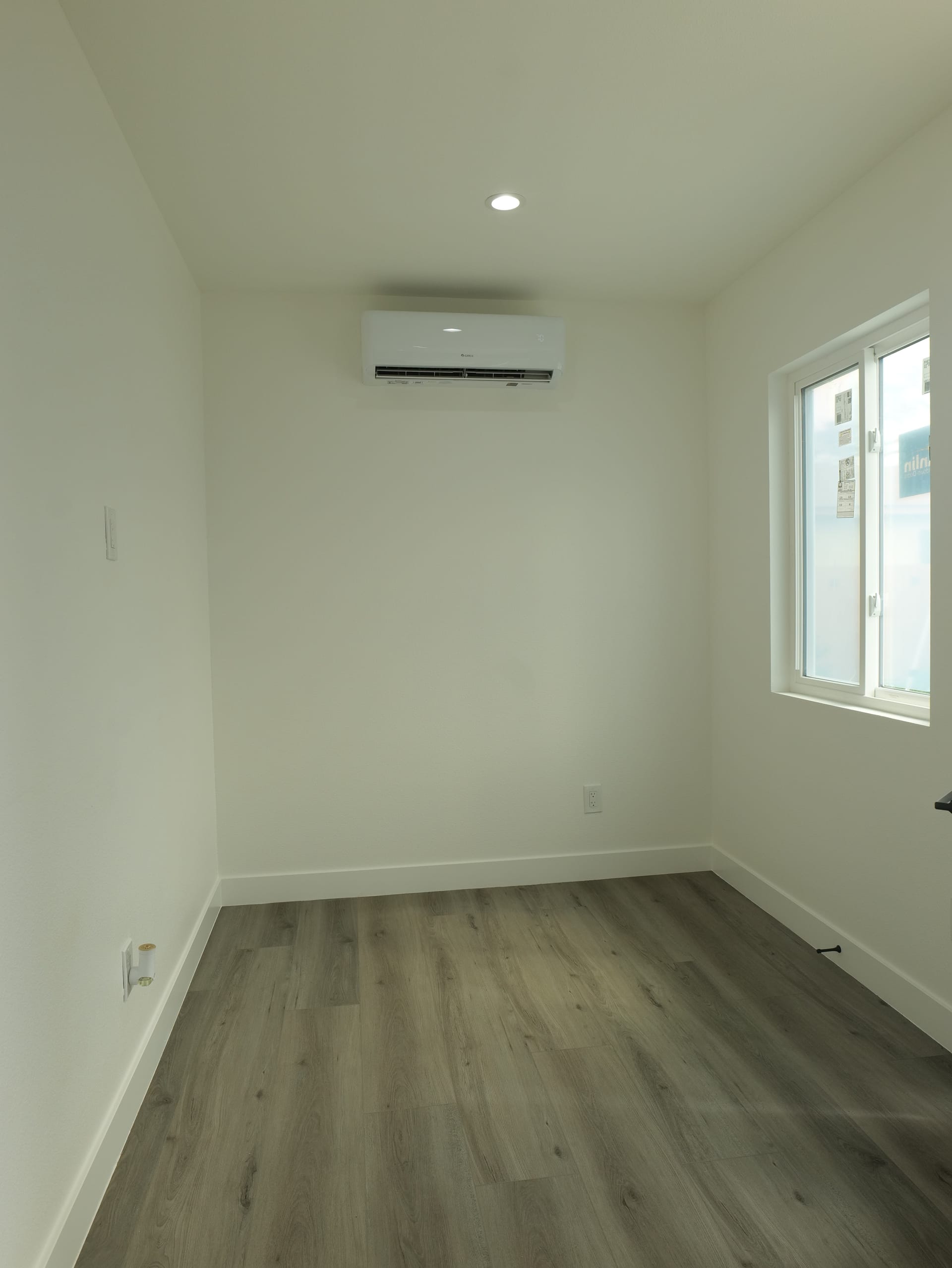 Raúl's Compton ADU interior