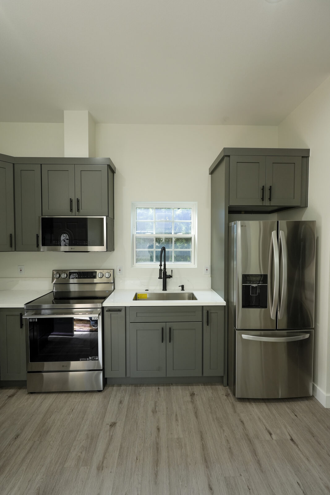Hayter Ave New Construction ADU - Photo 8