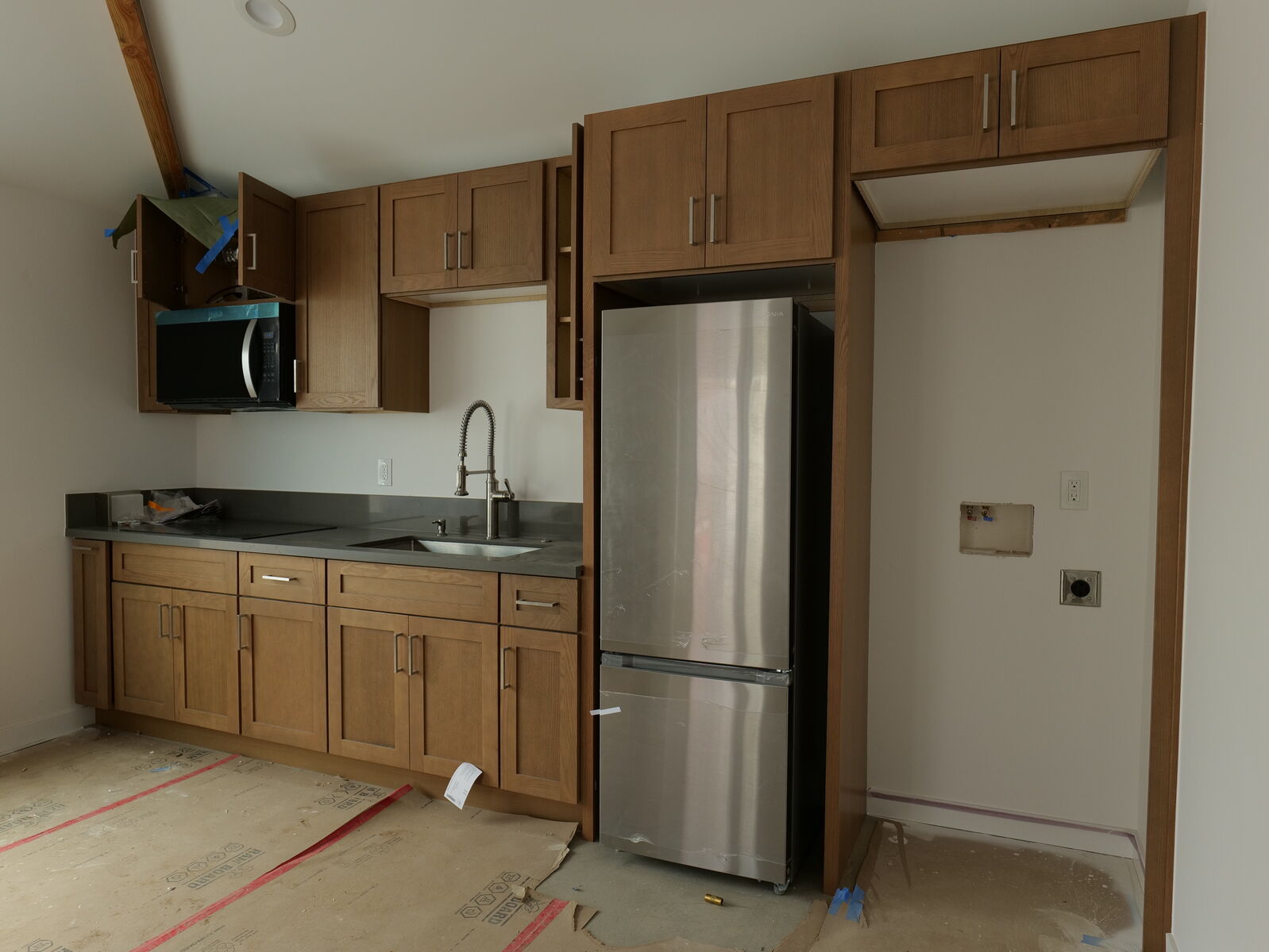 Bleakwood Garage Conversion - Photo 8
