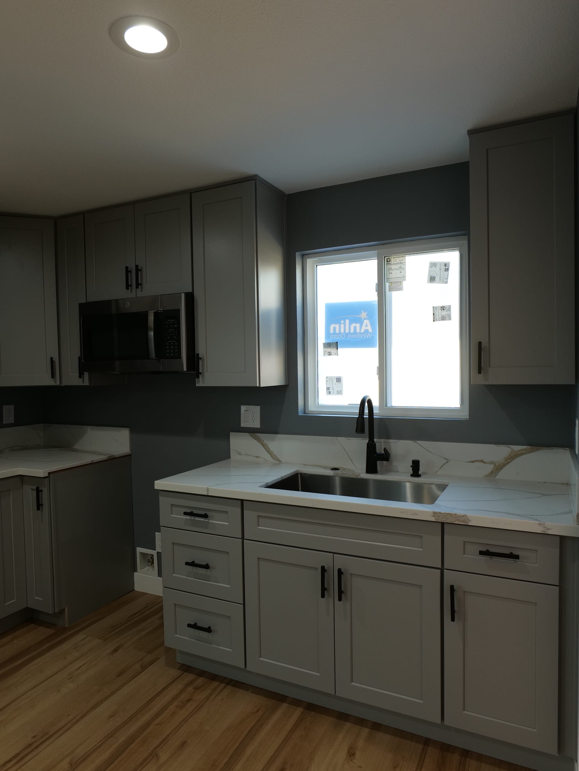 See Dr Garage Conversion - Photo 6