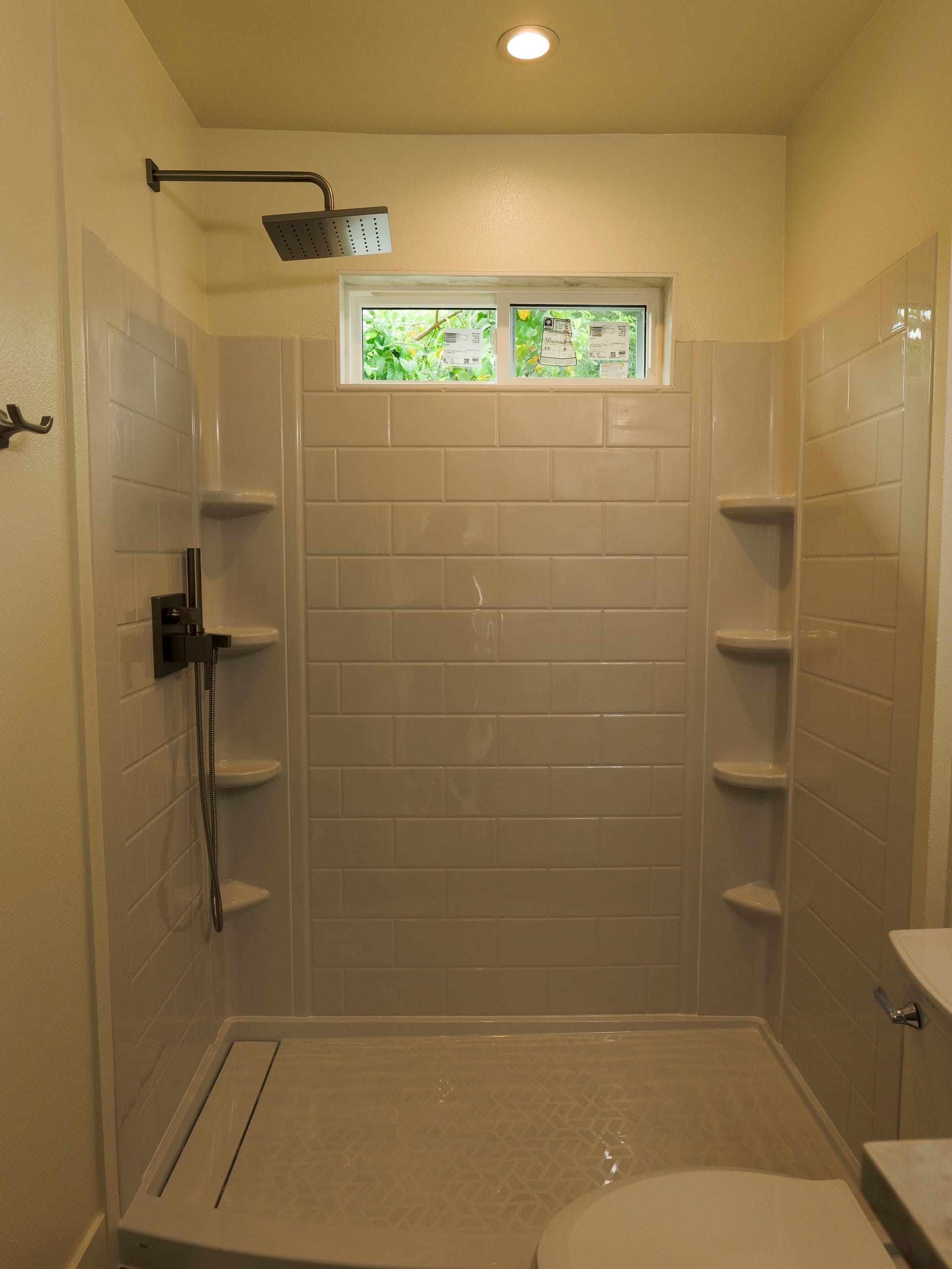 Wichshire Ave Garage Conversion - Photo 10